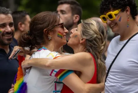 Empieza el baile electoral: Más Madrid 'brinda' con Compromís y Podemos se abraza a Bildu