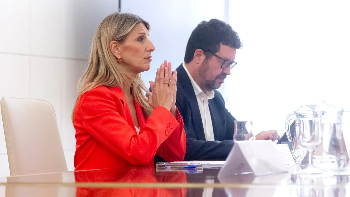 Sumar intenta ganar tiempo con una oficina anticorrupción al estilo Carmena y Cataluña