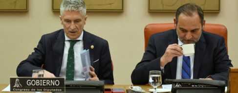 Junts cerca a Marlaska y sospecha que la trama corrupta pagó una nueva 'policía patriótica'