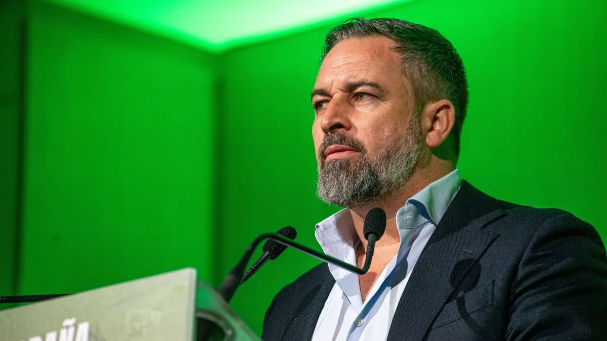 Abascal vaticina una gran coalición de PP y PSOE tras las próximas elecciones