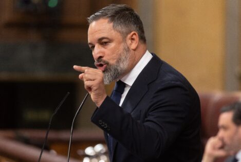 Abascal reta a Armengol a borrar del diario de sesiones sus lazos con Aldama