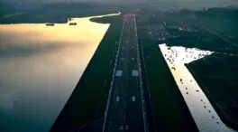 Las aerolíneas rechazan la subida de tasas aeroportuarias y piden freno regulatorio a Aena