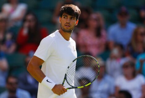 Un imparable Alcaraz arrolla a Norrie para alcanzar las semifinales de Wimbledon