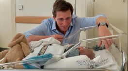 Almeida comparte la primera foto con su hijo: «No puedo describir la emoción que siento»