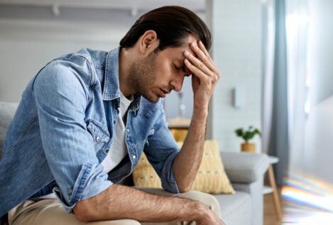 ¿Y si no es solo estrés? Cinco señales de ansiedad que los hombres siempre ingoran