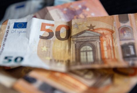 La economía española crece un 0,7% en el último trimestre, mientras cae la productividad