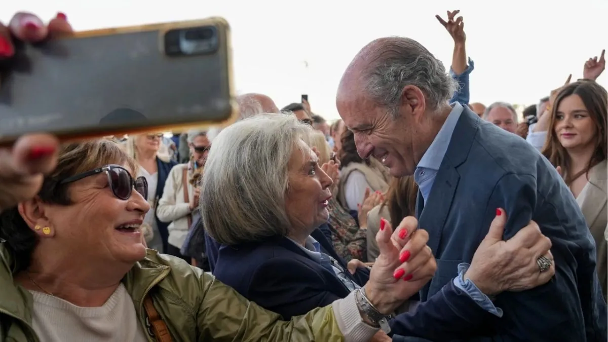Francisco Camps da un paso adelante y presenta su proyecto político en Valencia