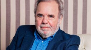 Muere el periodista Carlos Carnicero a los 73 años