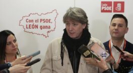 El líder del PSOE en Castilla y León no firma el manifiesto de apoyo a Sánchez aunque lo apoya
