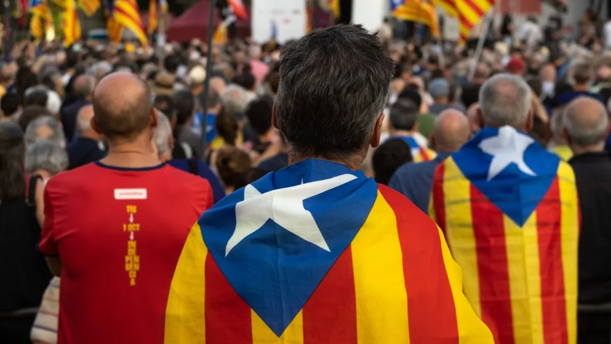 Un 52% de los catalanes está en contra de la independencia, según el CEO