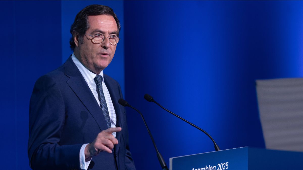 La CEOE mantiene su previsión de PIB en el 2,5% en 2025 y en el 2% en 2026