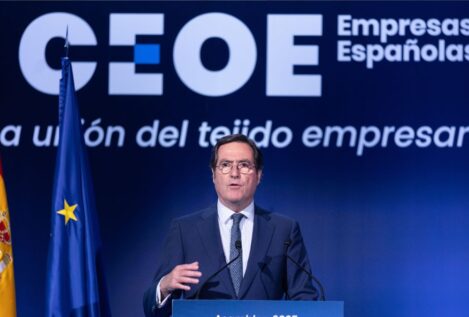 La CEOE rechaza el acuerdo arancelario de la UE con EEUU: «Rompe con el libre comercio»