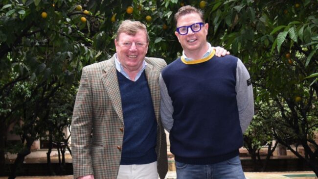 Los Morancos eliminan 14 millones de euros de deuda a 217 personas con su bufete