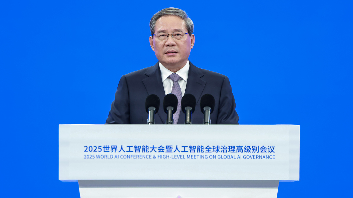 China propone una «organización global de cooperación» sobre inteligencia artificial