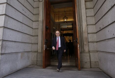 Lo que se sabe del 'caso Montoro': claves de la trama y delitos que se le imputan al exministro