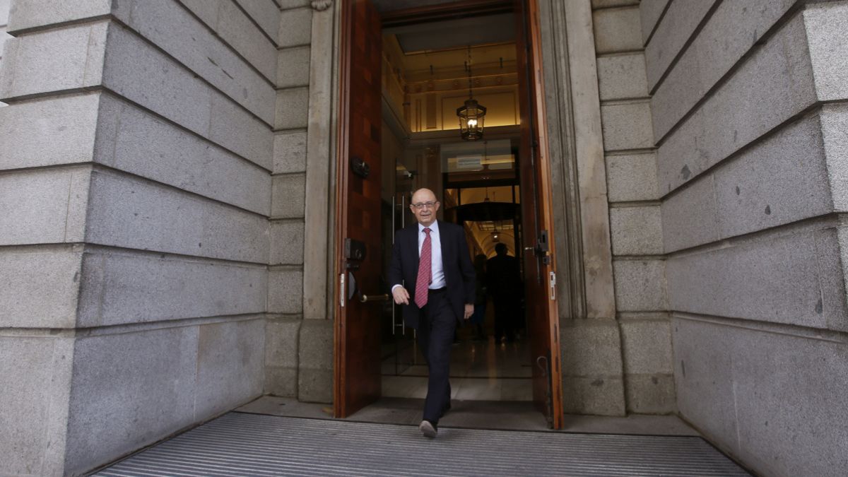 Lo que se sabe del ‘caso Montoro’: claves de la trama y delitos que se le imputan al exministro