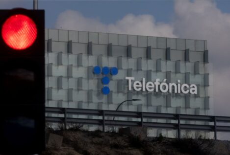 Telefónica vuelve a rebajar a 4.000 el mínimo de salidas en el ERE para sus tres grandes filiales