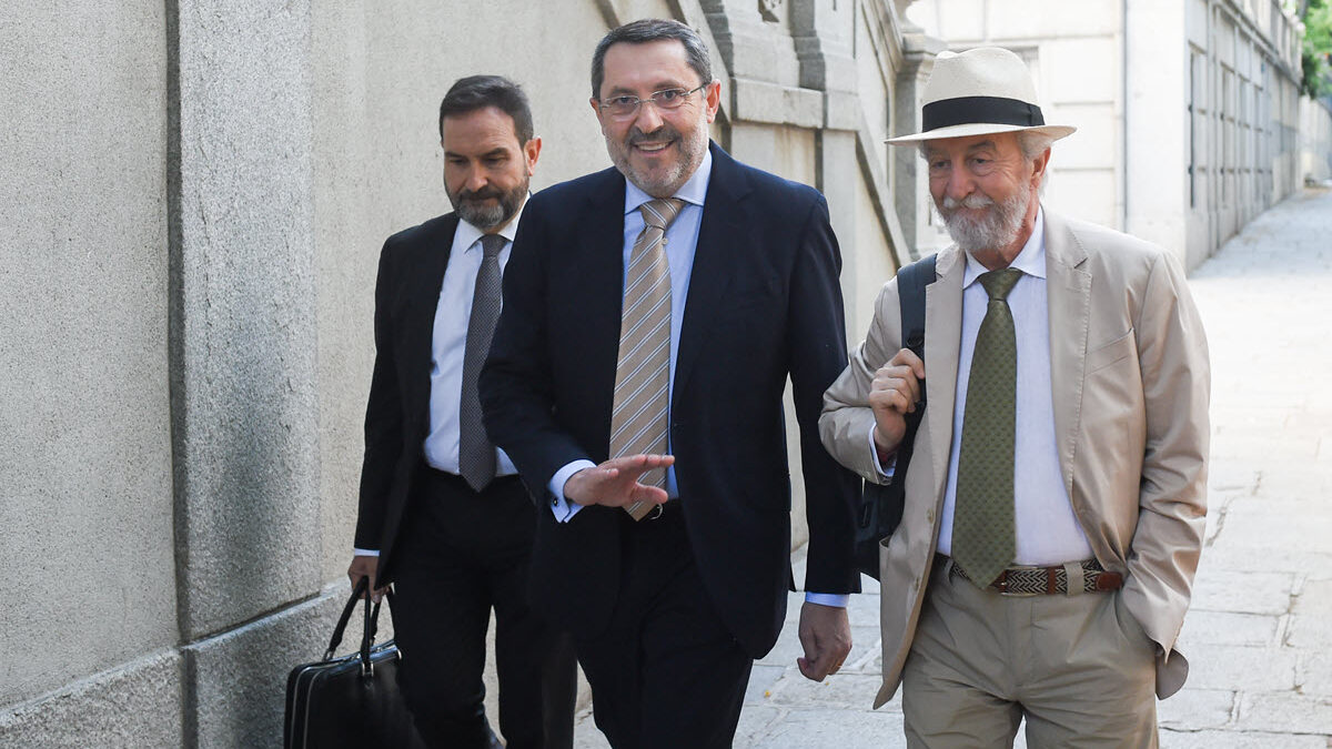 La empresa de la trama Ábalos lanzó un código anticorrupción en pleno negocio de «mordidas»