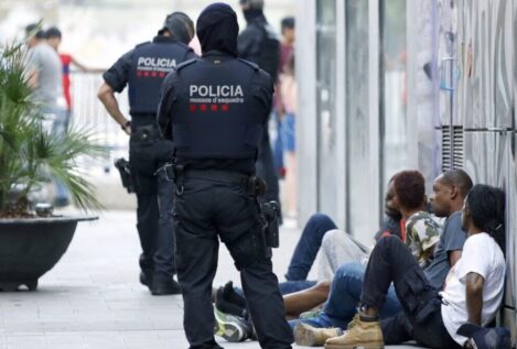 Los datos rebaten al Gobierno: los extranjeros delinquen 2,5 veces más que los españoles