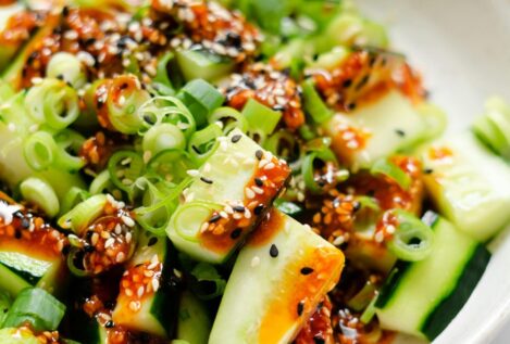 La ensalada sin tomate que me hago todas las noches: «En 20 minutos, refrescante e hidratante»