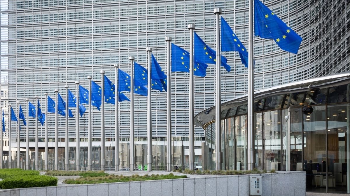 El 54% de españoles ve la democracia europea en riesgo y un 14% culpa a la «extrema derecha»