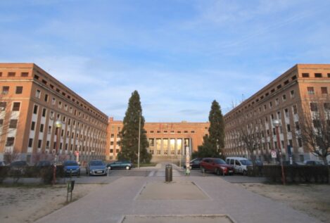 Dimite el decano de la Facultad Medicina de la Complutense por «injerencias» del Rectorado