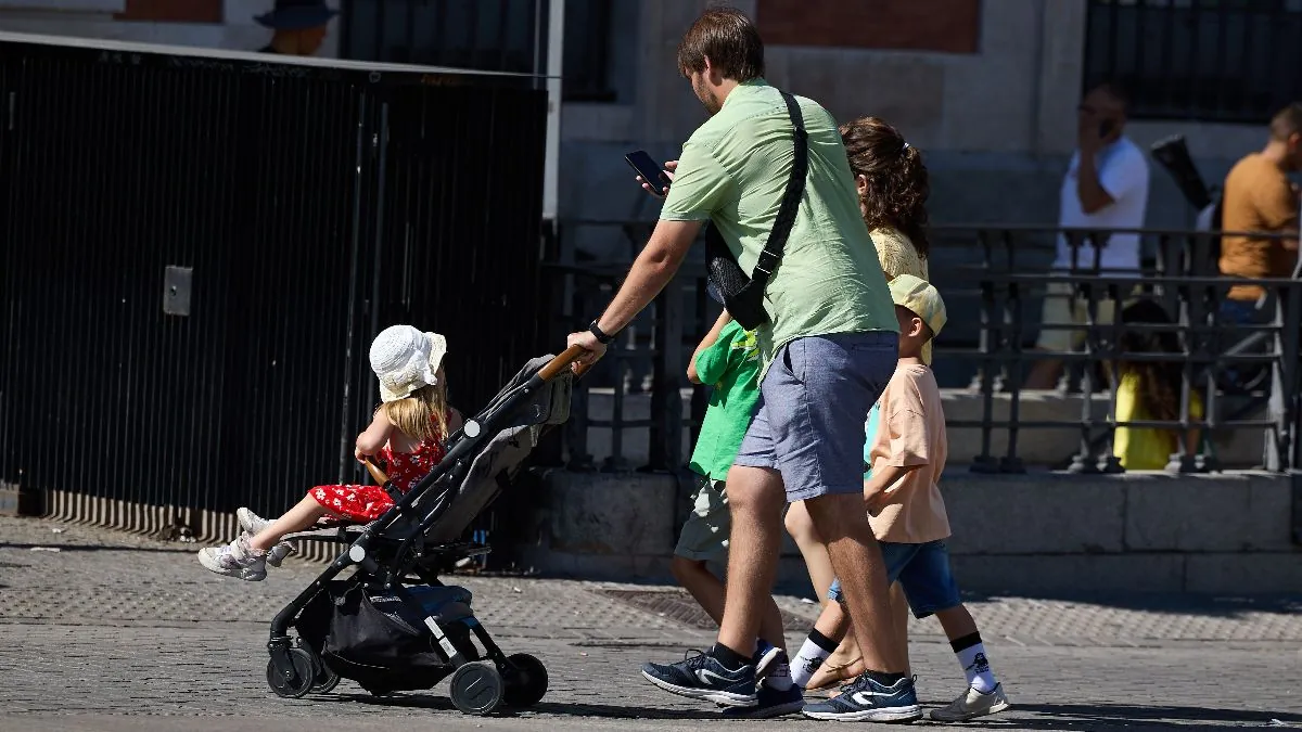 Las familias numerosas lamentan que la ampliación de permisos llega «con retraso»