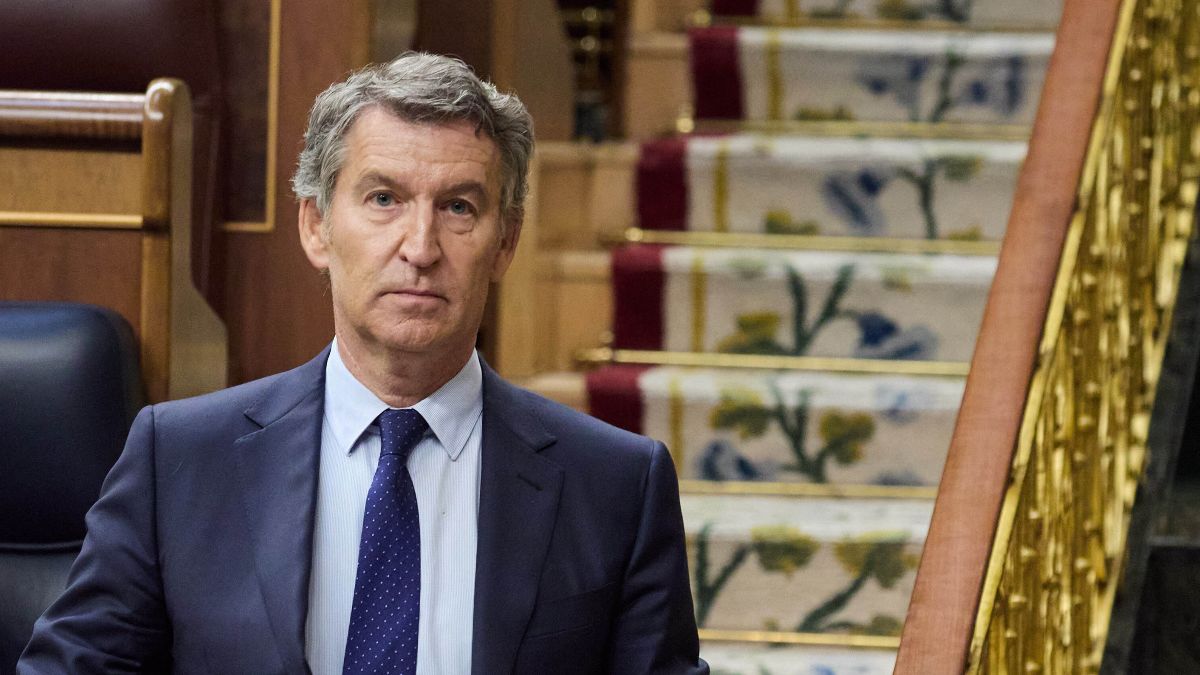Feijóo da por hecho que Sánchez ya está recortando gasto social para invertir en defensa