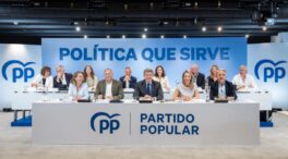 Feijóo califica de «manada de sinvergüenzas» que «siente pánico» al entorno de Sánchez