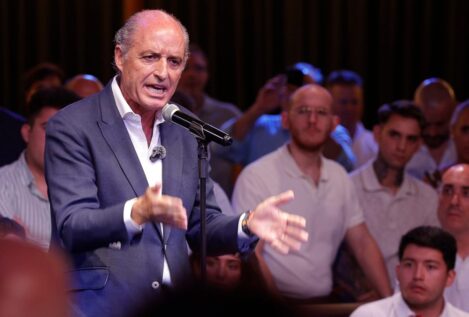 Francisco Camps anuncia que optará  a presidir el PP valenciano desde la lealtad a Feijóo