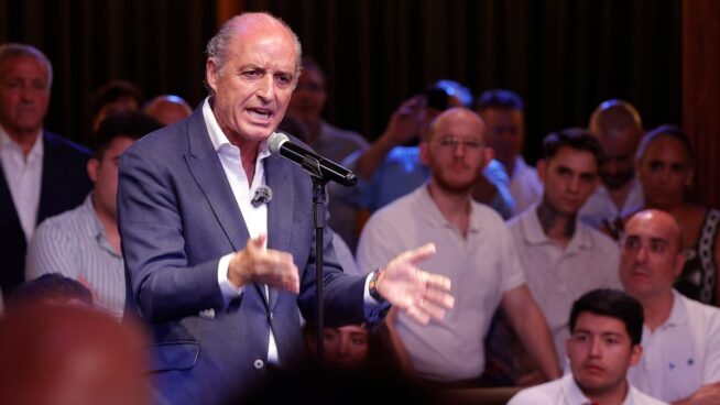 Francisco Camps anuncia que optará a presidir el PP valenciano desde la lealtad a Feijóo