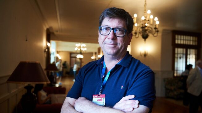 El PP echa en cara a Pilar Alegría que coma con Paco Salazar, el «asesor acosador» de Ferraz