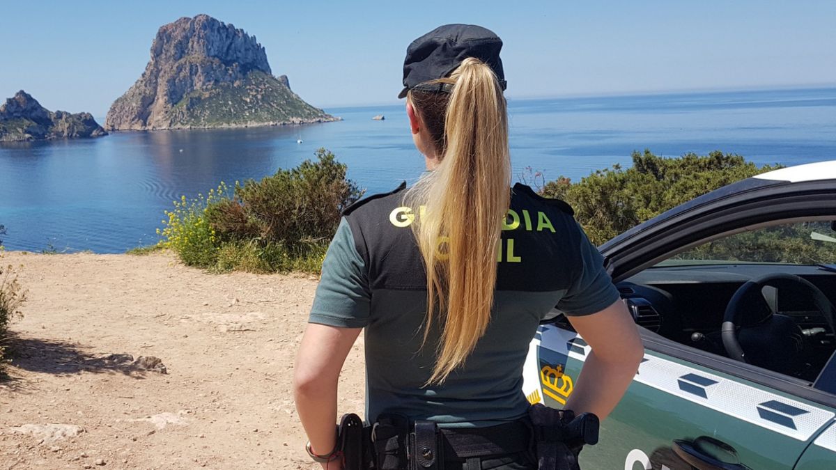 Investigan la muerte de un DJ italiano en Ibiza que amenazó a un anciano con un cuchillo