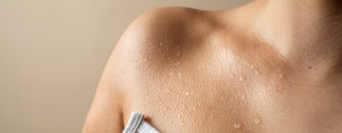 Sudoración excesiva más allá del calor: qué es la hiperhidrosis y cómo se trata y controla