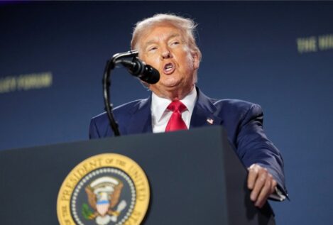 Declaran «inconstitucional» la orden de Trump que busca eliminar la ciudadanía por nacimiento