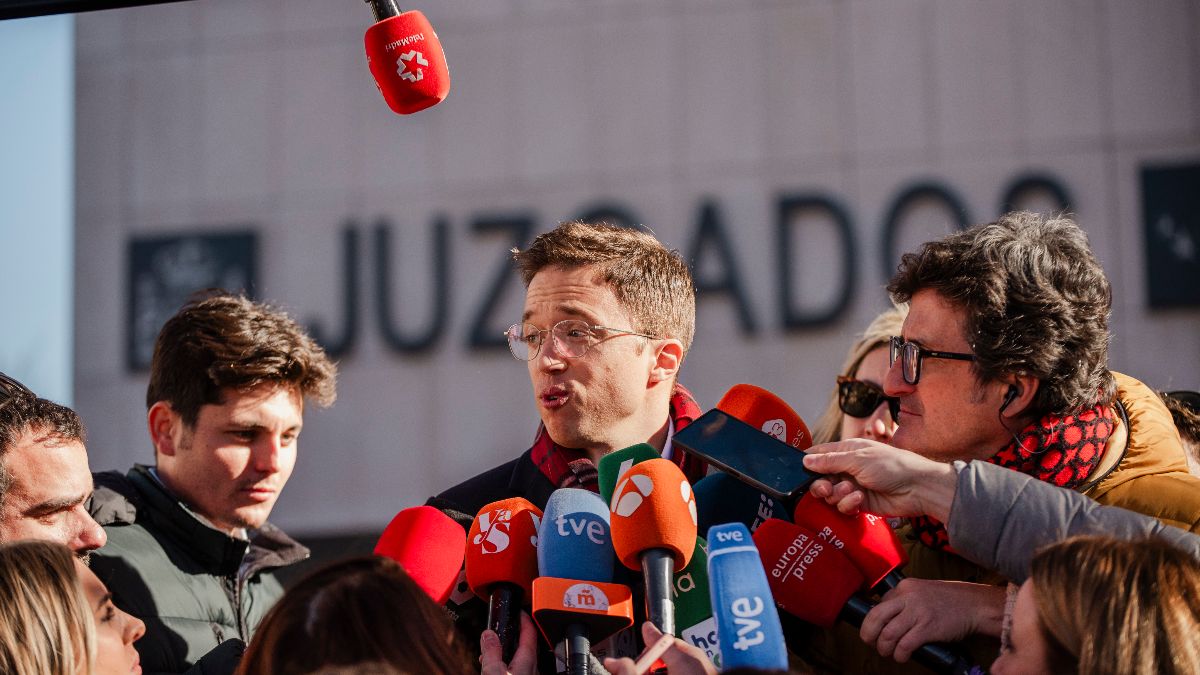 El juez descarta investigar a Elisa Mouliaá y a Íñigo Errejón por presionar a testigos