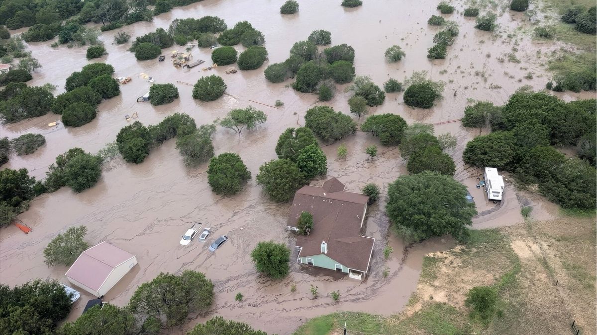 Más de un centenar de muertos a causa de las inundaciones en Texas