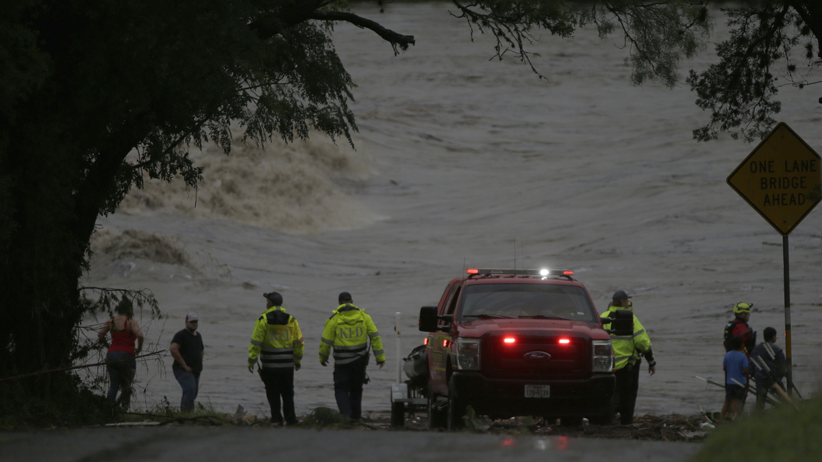 Al menos 24 muertos y decenas de desaparecidos por unas inundaciones en Texas