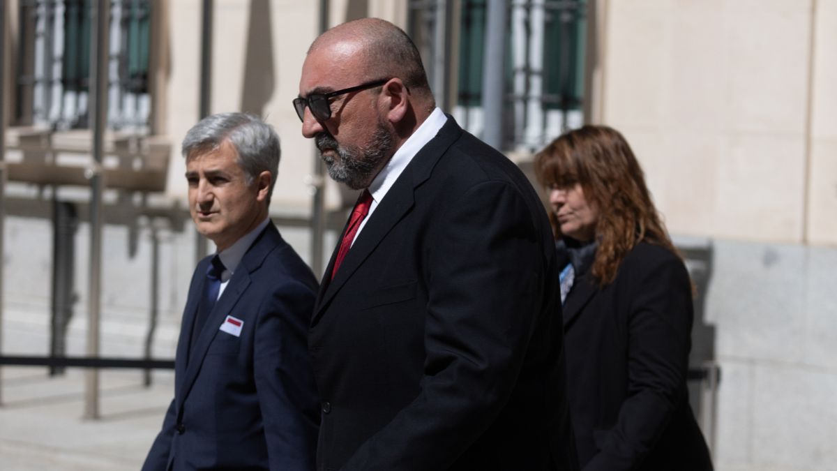 Koldo pide a la Miss Asturias vinculada a Ábalos que se retracte de las acusaciones de acoso