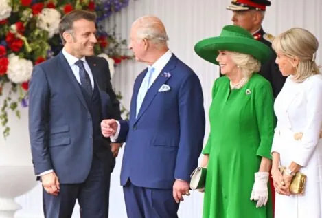 La prensa internacional critica el guiño de Macron hacia Kate Middleton: «Maleducado»