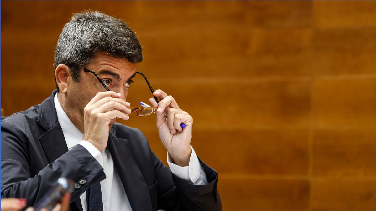 Mazón promete a Vox ajustes presupuestarios: «Estamos en guerra contra el gasto superfluo»