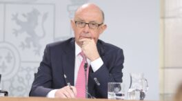 Hacienda detecta un pago «desconocido» de 80.000 euros a Montoro desde Luxemburgo