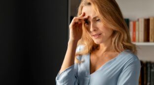 Inflamación, hormonas y alimentación: el triángulo que afecta a tu bienestar (y qué hacer)