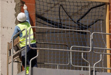 UGT y CCOO registran la solicitud de jubilación anticipada en la construcción sin la patronal