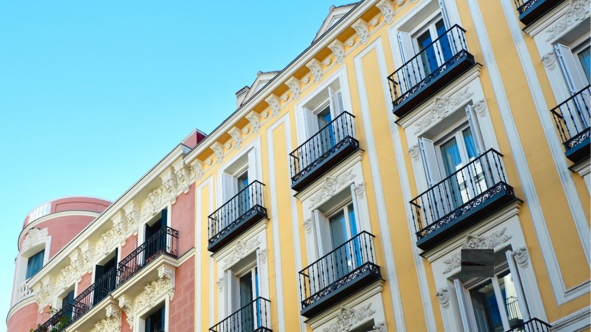 Orientación, aislamiento, altura, ventanas… ¿Está su vivienda adaptada al calor?