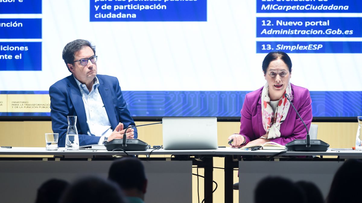 El Gobierno plantea una nueva oposición con dos años de formación para los puestos altos