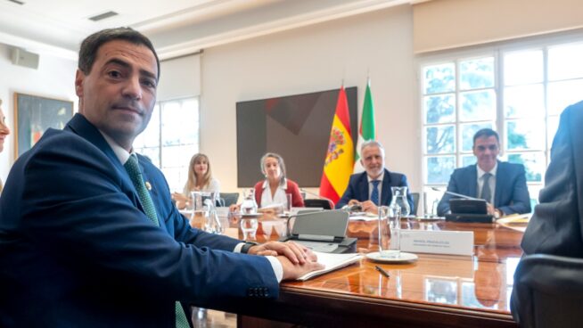 Sánchez pacta con el PNV el rescate público de Talgo para que quede en manos vascas