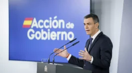 El PP propone declarar persona 'non grata' a Sánchez en Lanzarote y el Cabildo lo tumba