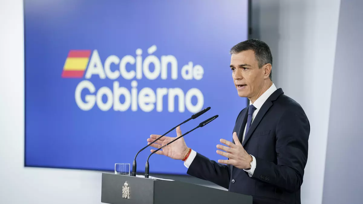 El PP propone declarar persona ‘non grata’ a Sánchez en Lanzarote y el Cabildo lo tumba