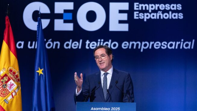 Los empresarios lamentan que el Gobierno amplíe el permiso parental «sin contar» con ellos